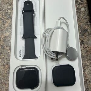 Apple Smartwatch Case and Band - Black